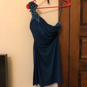 Perfect winter cocktail dress!